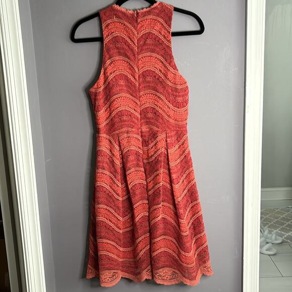 Francesca’s Red Lace Sleeveless Dress Back Zipper Fully Lined Size Small - Picture 6 of 9